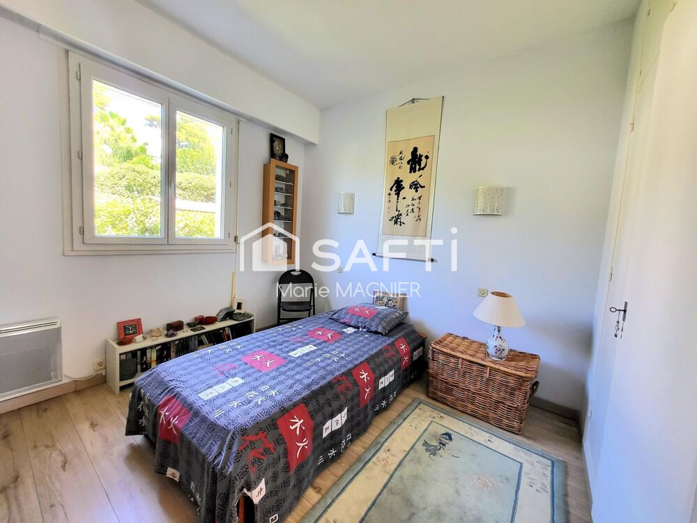 Vente Maison CAVALAIRE-SUR-MER – VILLA 167 m²  5 chambres avec studio et T2 indépendants – TERRAIN 900 m² PISCINABLE - QUARTIER RESIDENTIEL A Cavalaire-sur-mer