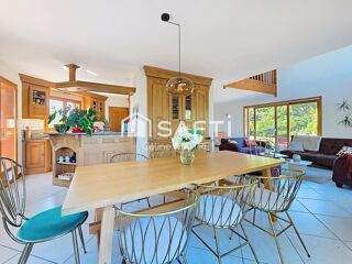  Maison à vendre 6 pièces 199 m²