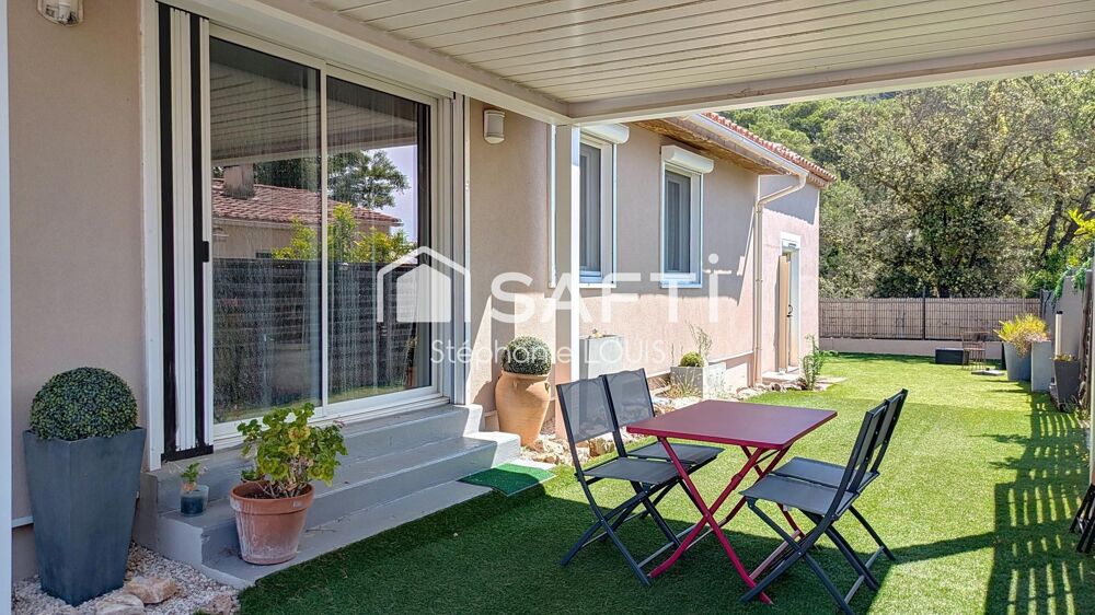 VILLA DE PLAIN PIED AVEC STUDIO ET PISCINE