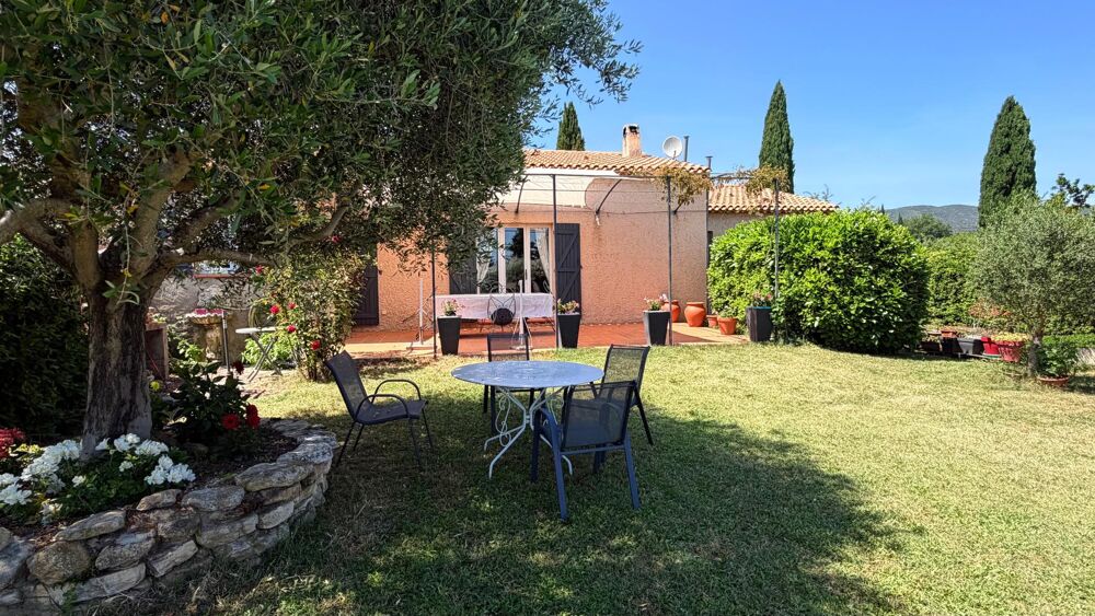 Lauris, maison de plain pied avec piscine