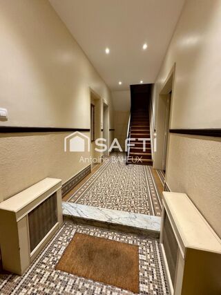  Maison � vendre 9 pi�ces 229 m�