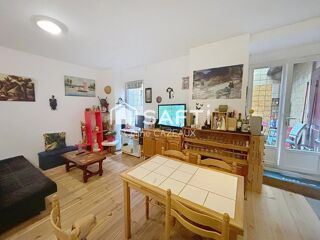  Immeuble à vendre 457 m²