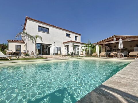   VILLA CONTEMPORAINE, AU CALME, SANS VIS � VIS Maison - 8 pi�ce(s) - 203 m�