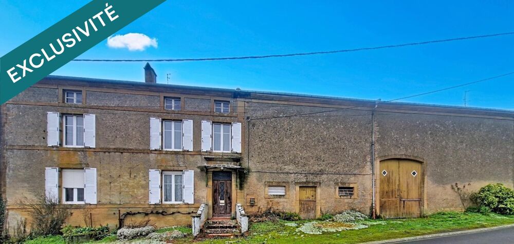 Bâtisse à restaurer de 220m2 avec écurie et d'une dépendance !
