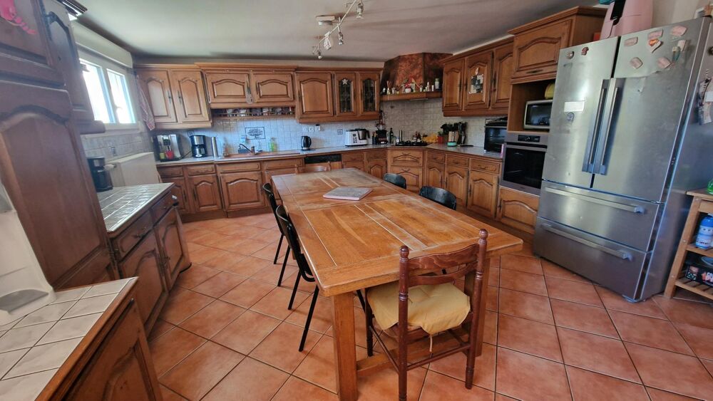 Vente Maison Maison familiale lumineuse 228m2  - 6 chambres - Hôpital du Grosbois Hopital du grosbois