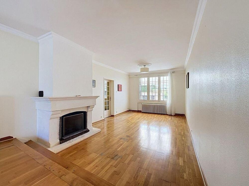 Maison F7 avec beau terrain
