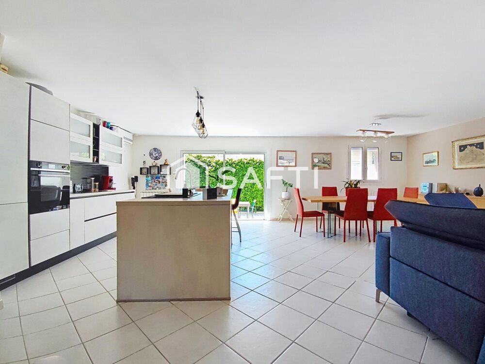 Maison familiale avec piscine jardin paysagé sans vis-à-vis