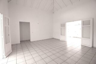  Appartement à louer 4 pièces 95 m²
