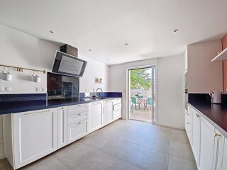  Maison à vendre 8 pièces 178 m²