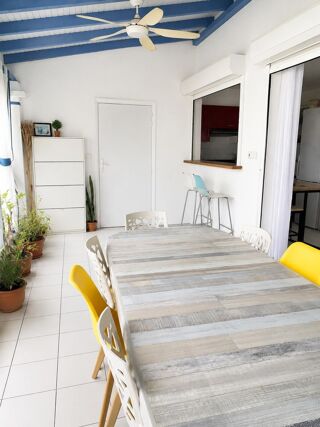  Appartement à louer 4 pièces 82 m²