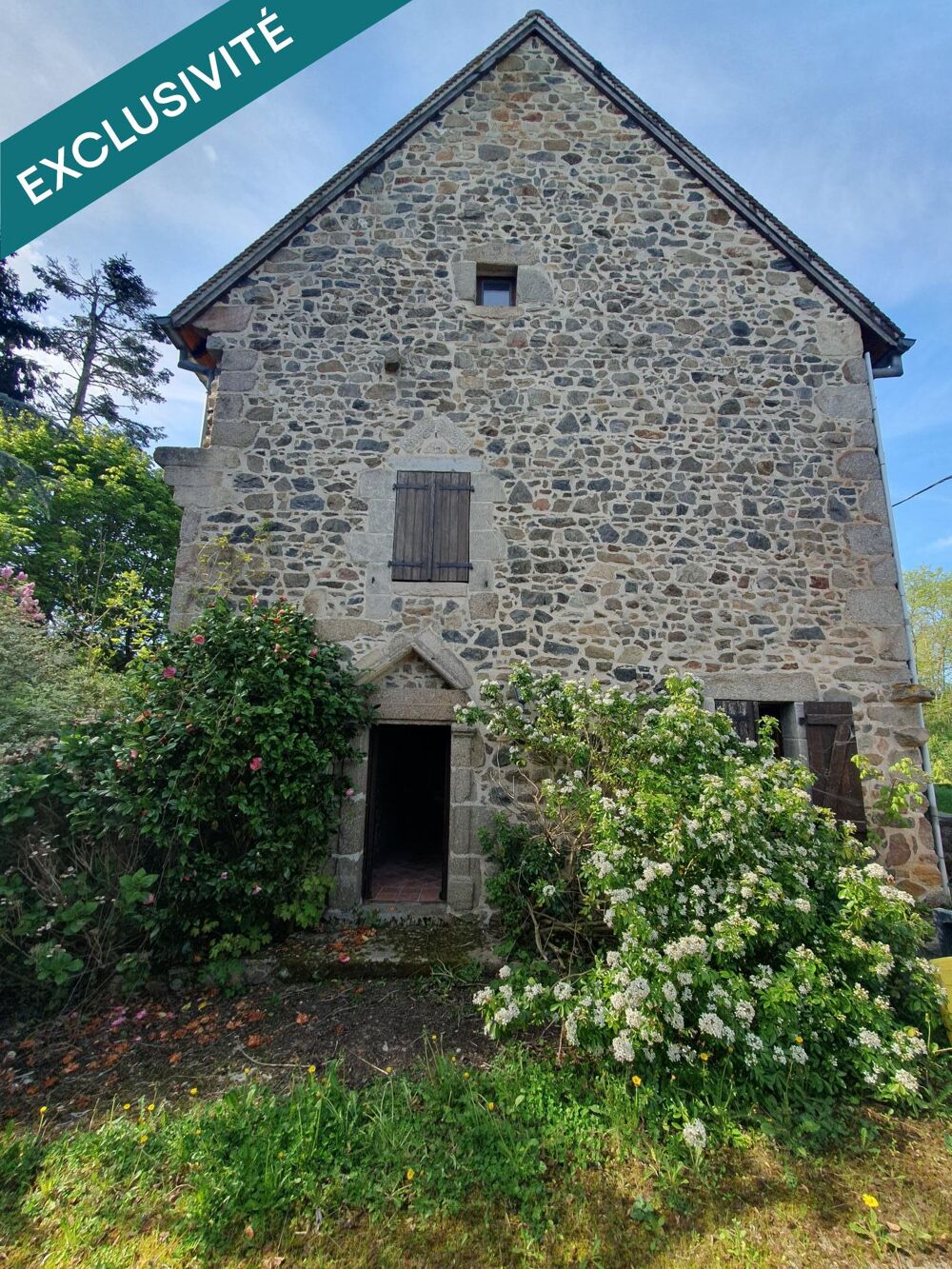 ENSEMBLE IMMOBILIER DE DEUX MAISONS EN PIERRES APPARENTES