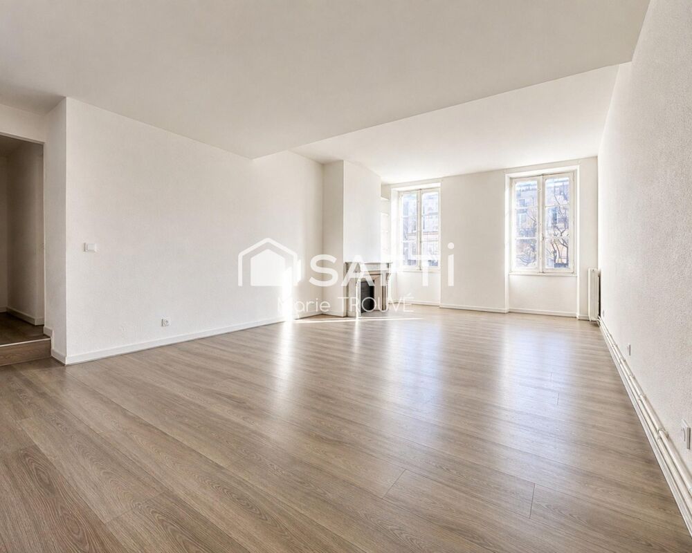 Vente Appartement T3 lumineux dans un immeuble en pierre de taille - Bordeaux Grosse Cloche Bordeaux