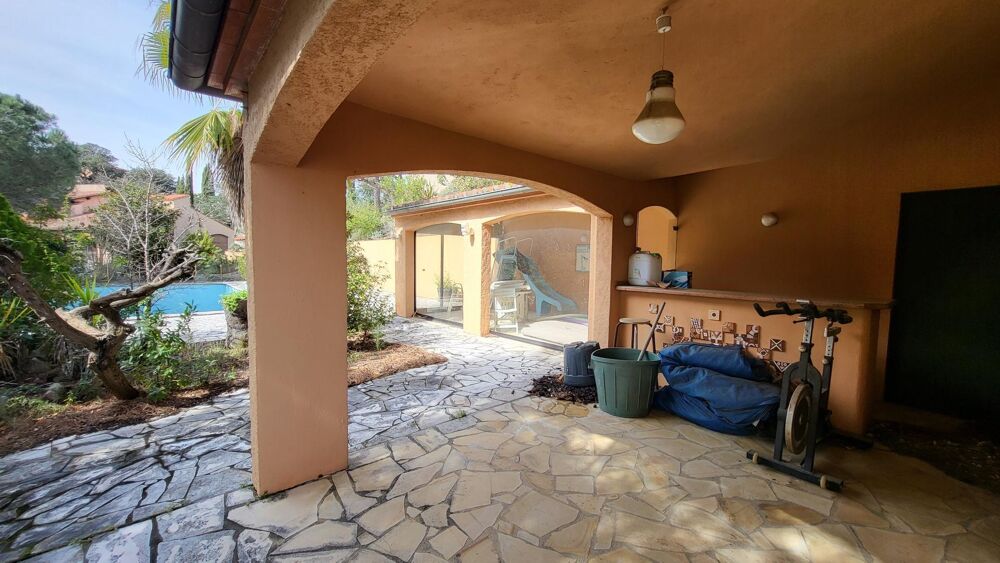 Vente Maison Belle maison d'architecte avec appartement indépendant ,piscine et grand terrain Saint-jean-pla-de-corts