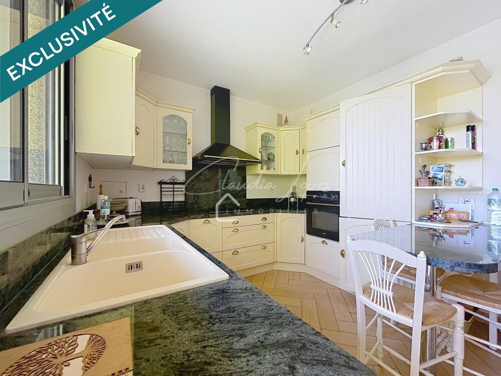 APPARTEMENT 4 pièces avec cave, une réserve et 2 parkings
