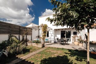  Maison  vendre 8 pices 160 m