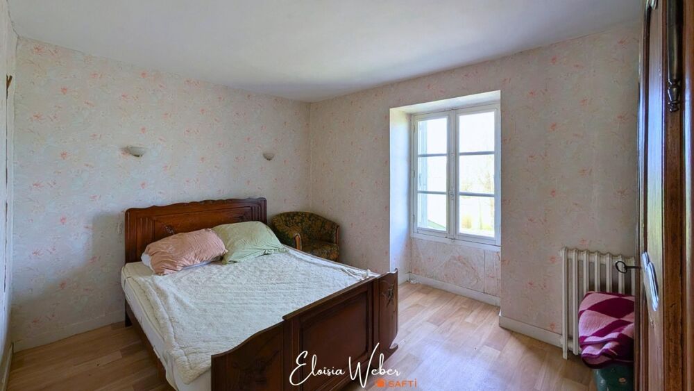 Vente Maison Fort potentiel pour une rénovation sur mesure. Jarze villages