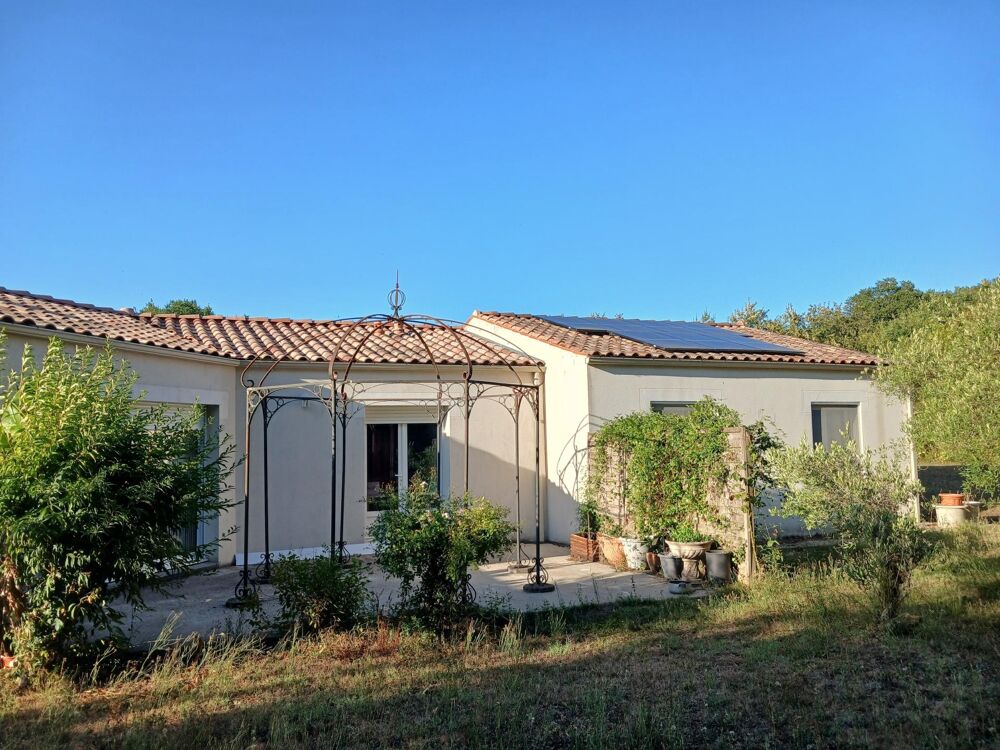 maison tranquille à la campagne