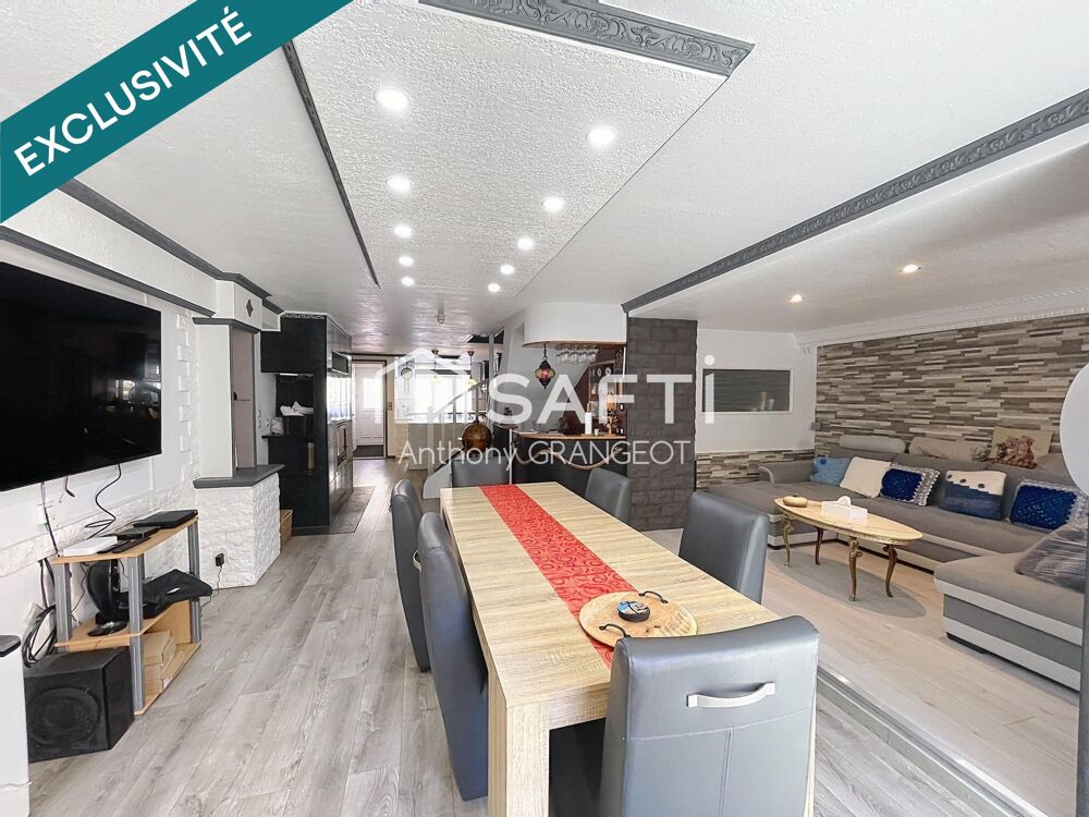 Vente Maison Maison de ville familiale, 224M², jardin, piscine VENDUE MEUBLEE Jussey