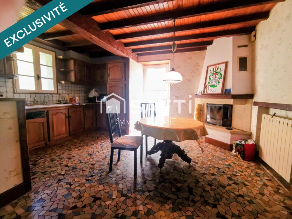 Vente Maison L'espace d'un domaine, le charme de la pierre et la liberté de 2 hectares : votre nouvelle vie commence ici. Lacour
