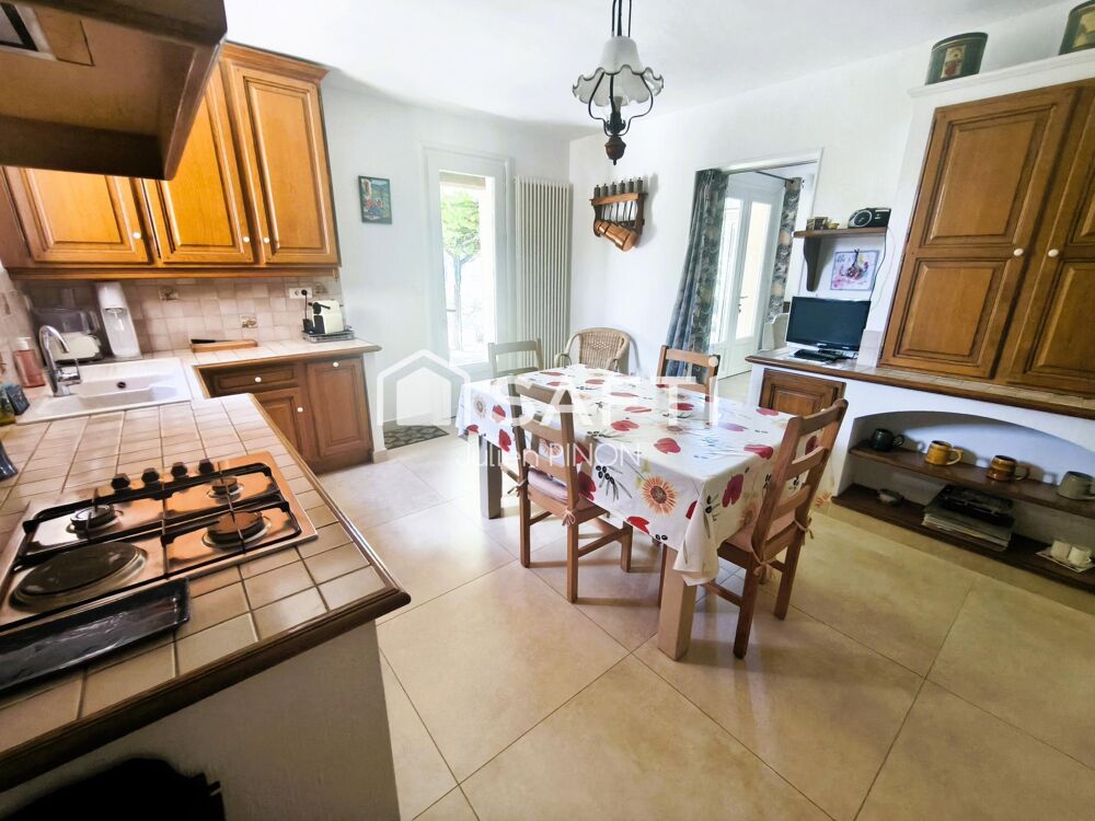 MAGNIFIQUE PROPRIETE A GOULT (LUBERON)