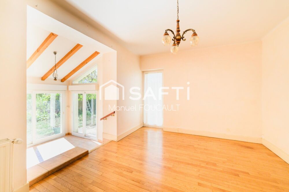 Vente Maison Chenove quartier Ferry/Bazin, maison de 158 m2 composée de 3 appartements le tout sur son terrain clos de 625 m2 Chenove
