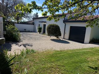 Maison 6 pièces 146 m² · à Cognac · 146 m² · 368 000 €