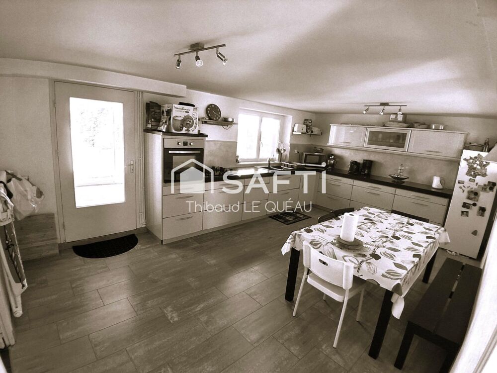 Relecq Kerhuon: maison familiale T6, 4 chambres,