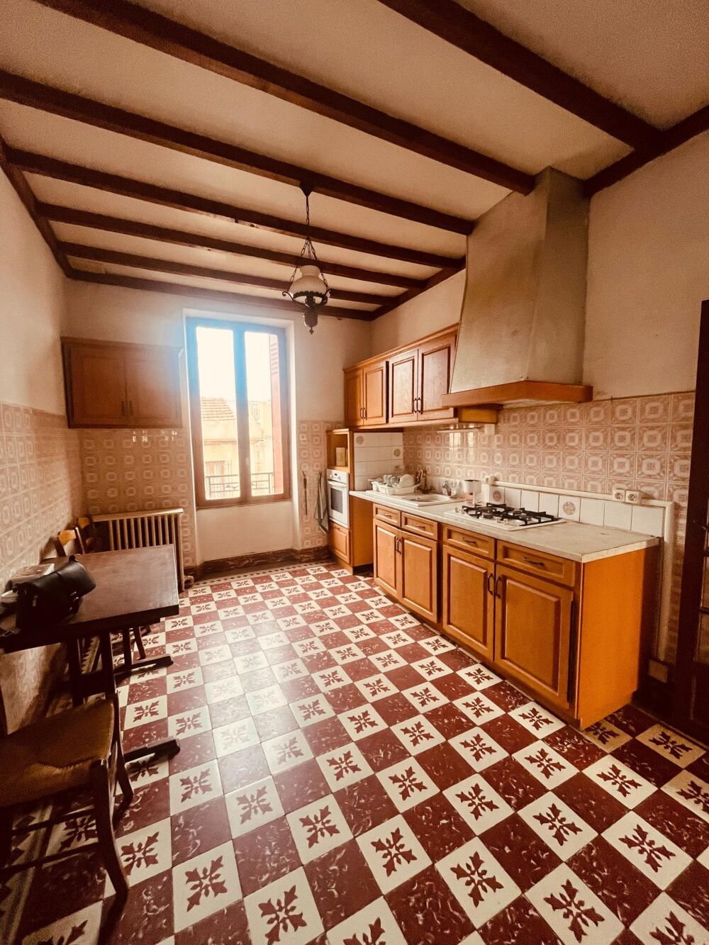 Maison à fort potentiel  Quartier des Amoureux  Nîmes