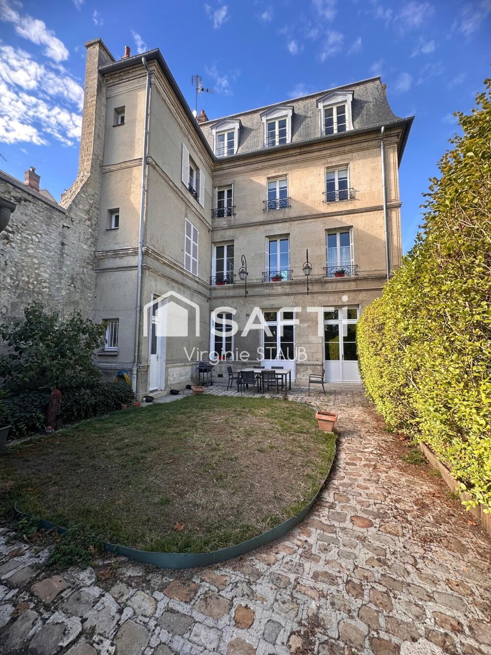 Vente Maison Maison de caractère face au château de compiègne ! Compiegne