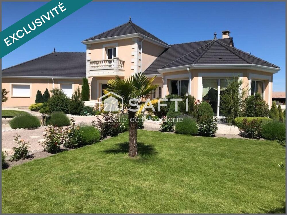 MAISON D'ARCHITECTE - TOUT CONFORT - PISCINE -