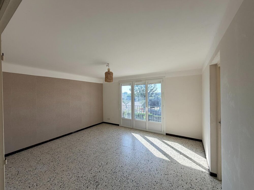 Vente Appartement Grand T3, lumineux, balcon sud, garage et parking Perpignan