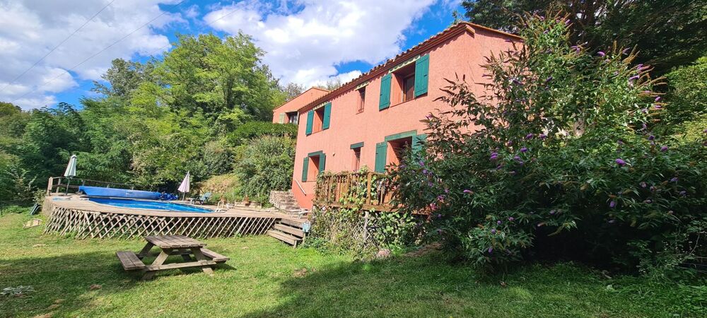à vendre  Maison Saint-Laurent-de-Cerdans (66260)