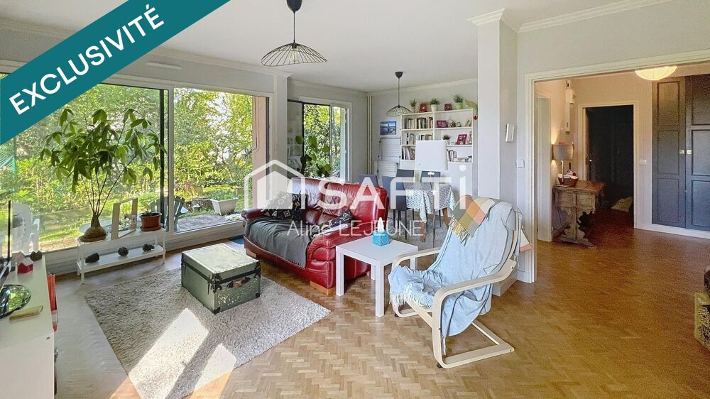 Lumineux appartement en RDC avec jardin privatif 100 m2 et stationnements, proche Loire.