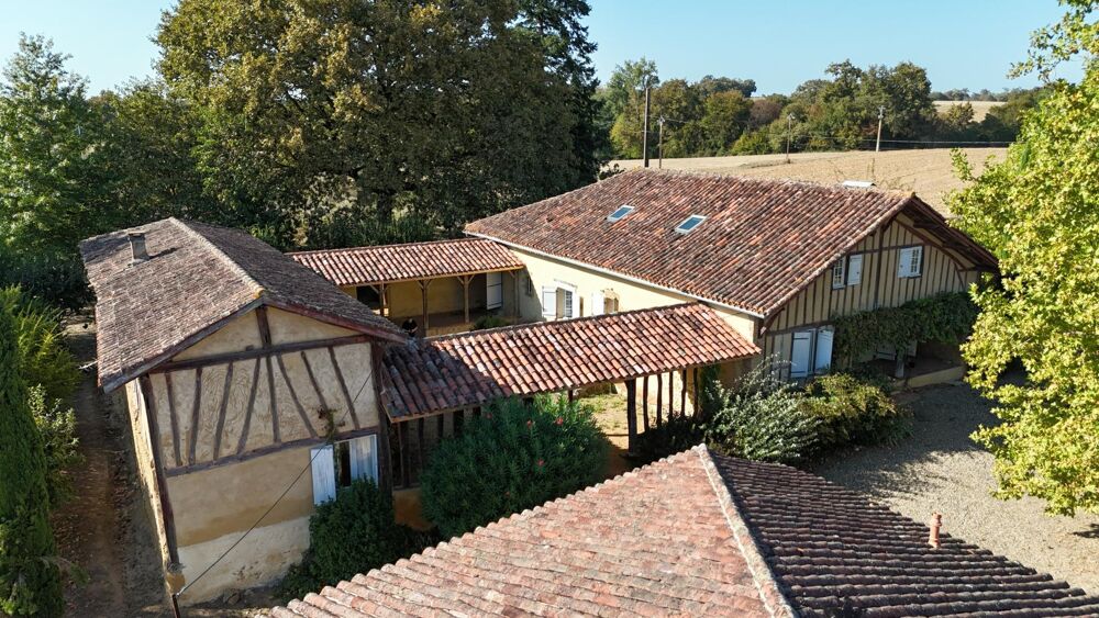 Magnifique corps de ferme  310 m² de bâti et potentiel gîte