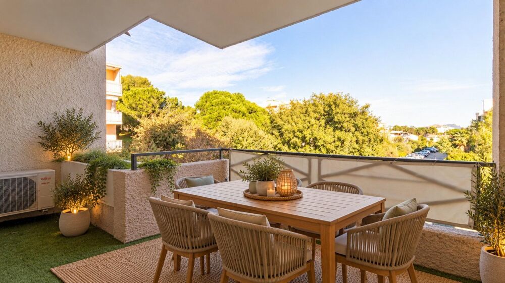 Vente Appartement Fréjus – T3 rénové, au calme avec 1 stationnement Frejus