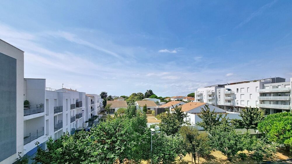 Deuxième étage - T2 avec loggia et vue dégagée !