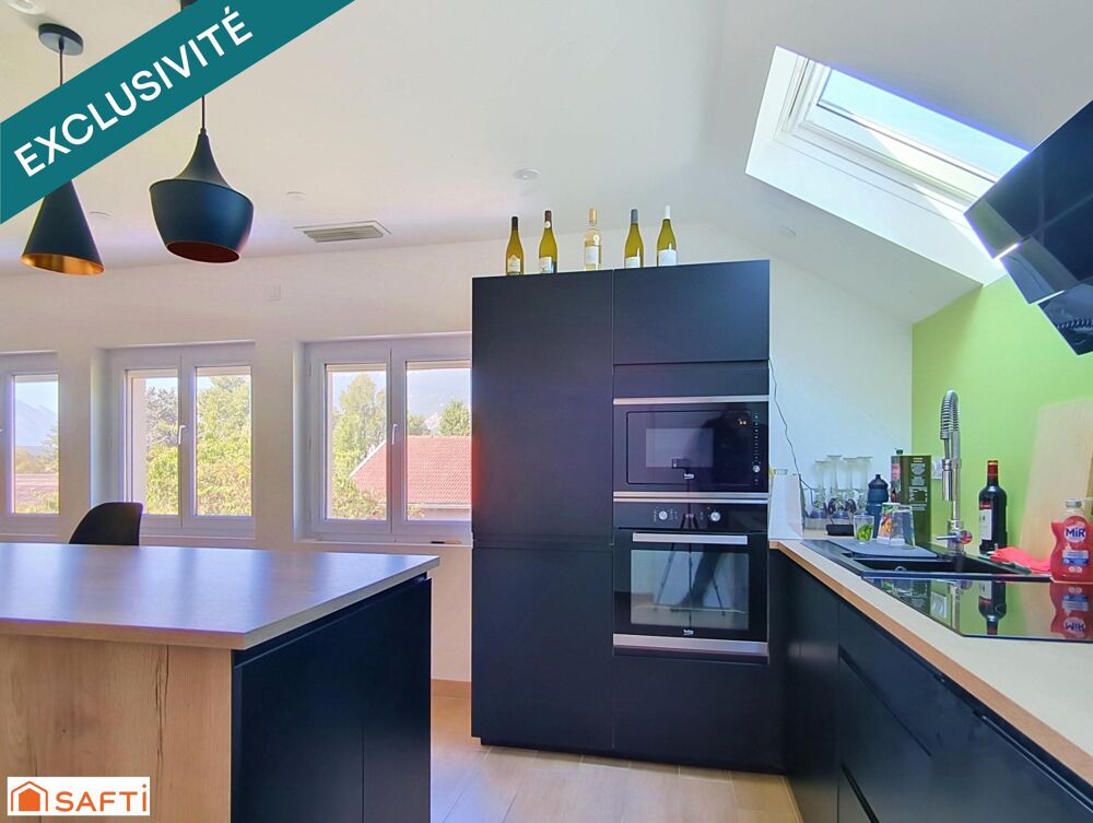 Appartement 4 pièces rénové de 85m² - Dernier étage - 3 chambres - Climatisation