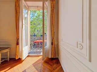  Appartement à vendre 6 pièces 148 m²