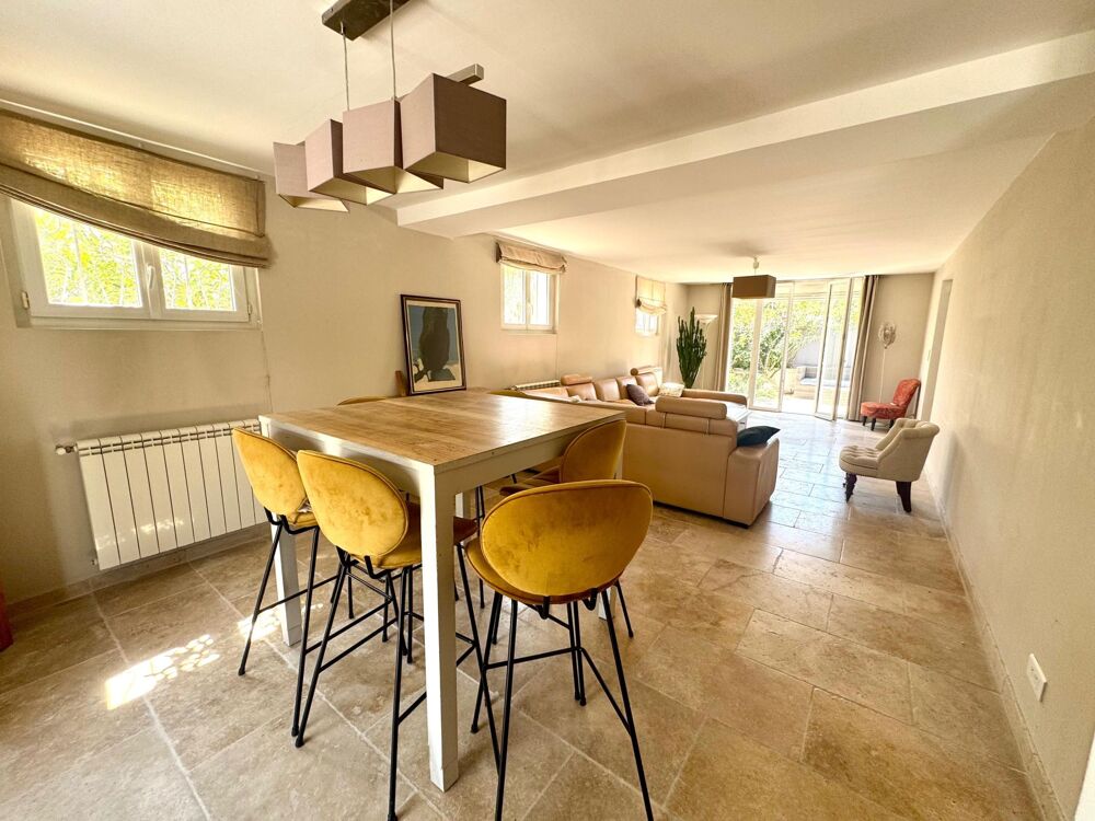 Vente Maison Maison traditionnelle avec piscine La tour-d'aigues