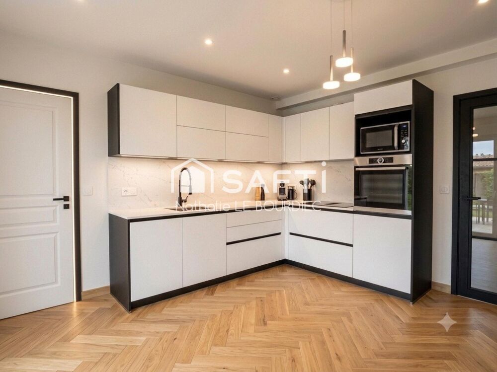 MAISON 4 CH-JARDIN-GARAGE-SAUTRON BOURG