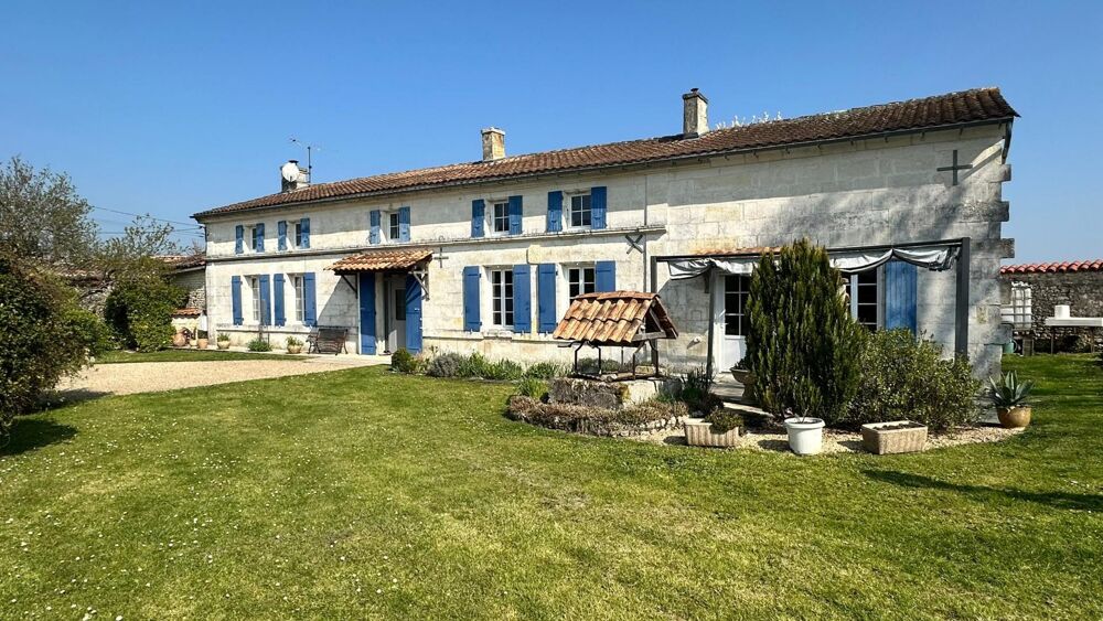 Maison 7 pièces 203 m² · à Bellevigne · 203 m² · 323 000 €