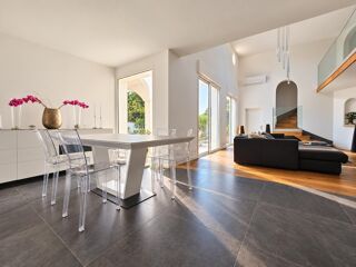  Maison à vendre 10 pièces 285 m²