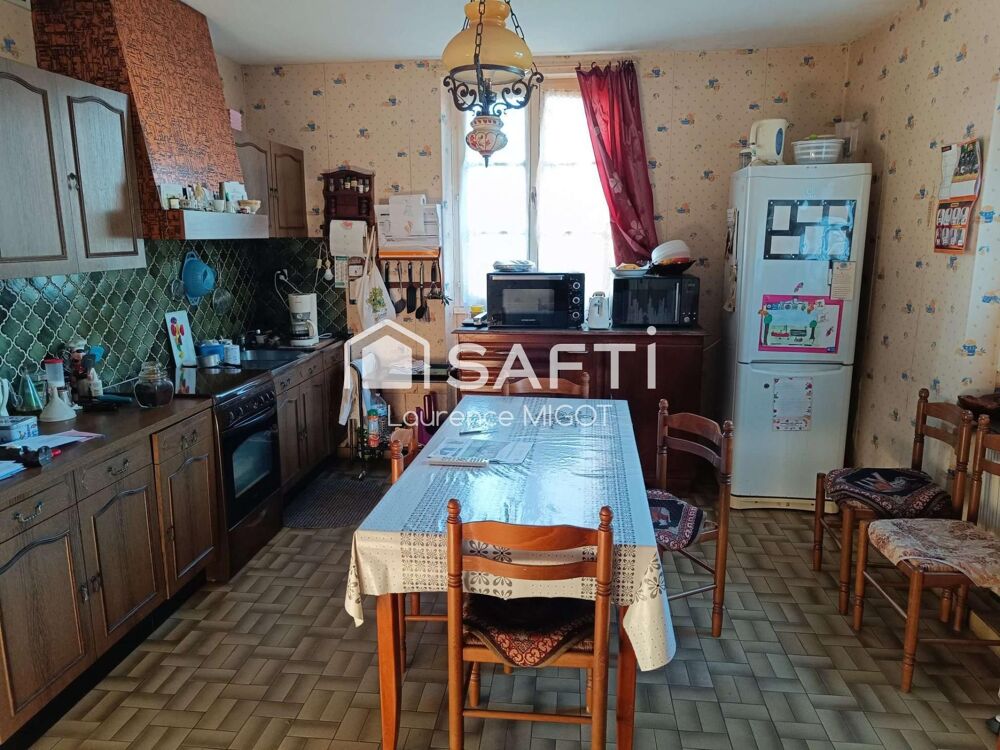 Vente Maison Maison ancienne avec dépendances sur 5 174 m² Bain-de-bretagne