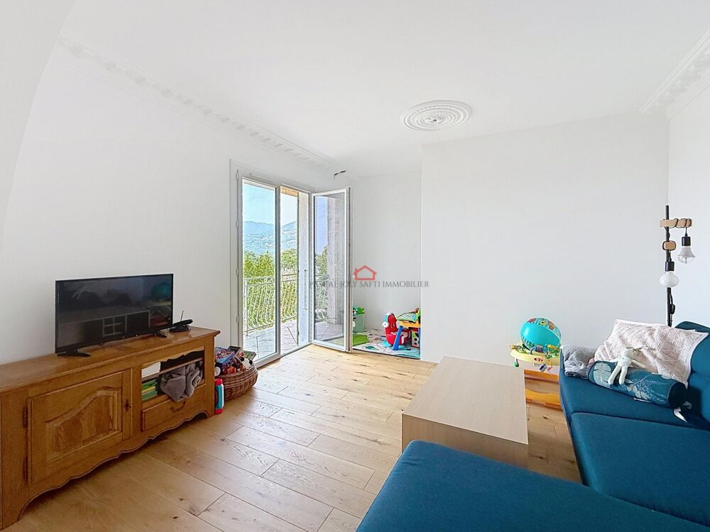 Vente Maison Maison composée de deux appartements Plaine de Peri Peri