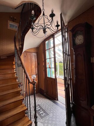  Maison à vendre 9 pièces 385 m²