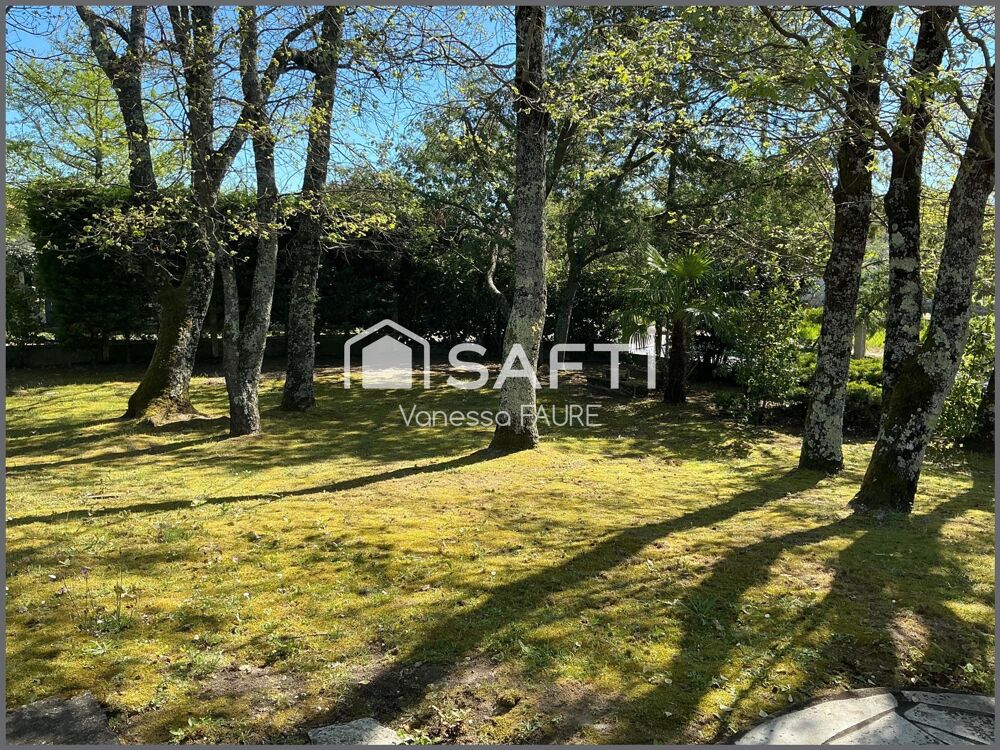 Grande maison traditionnelle et familiale denviron 165m2 sur jardin de 1000m2