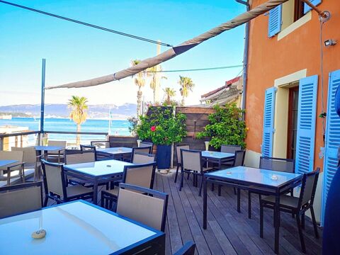 Magnifique restaurant face à la rade de Toulon sur le port de St Mandrier 1700000 83430 Saint-mandrier-sur-mer