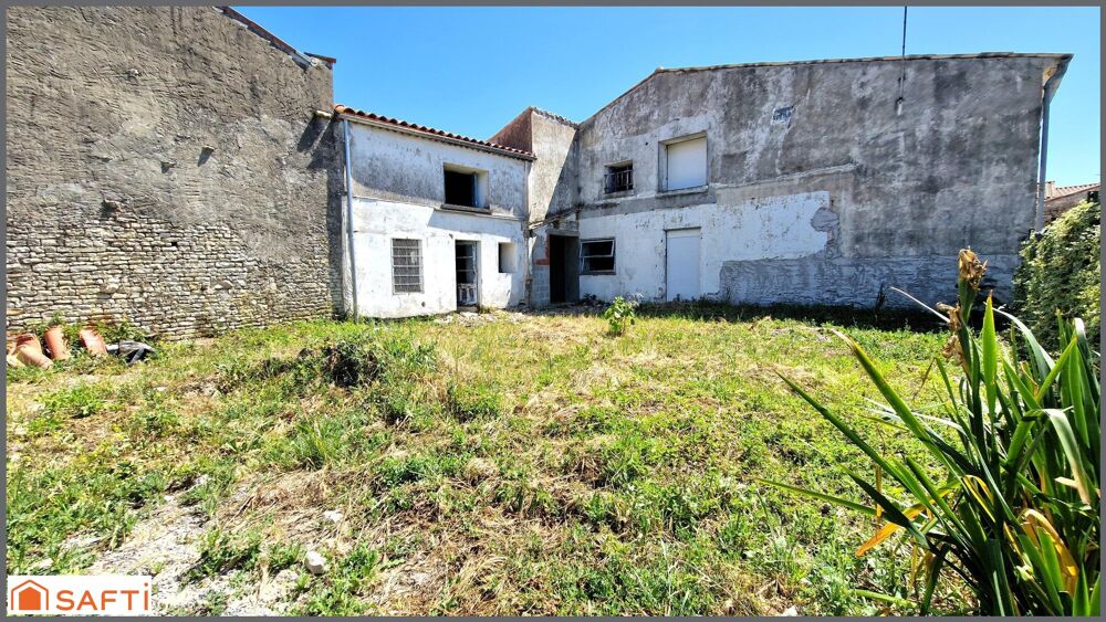 Maison en pierre à rénover avec fort potentiel