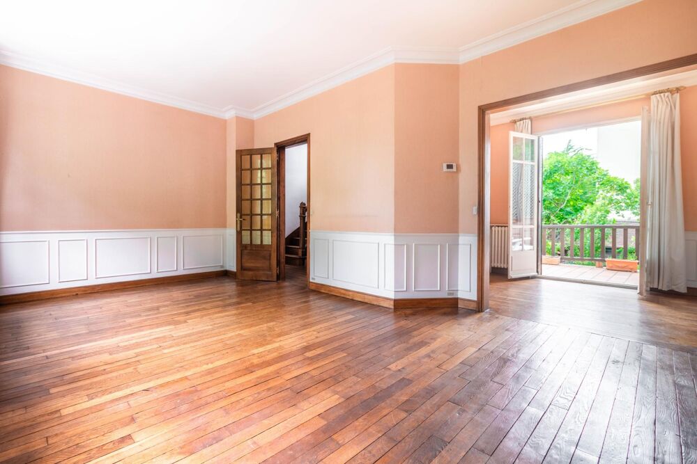 Vente Maison A proximité des transports et des commerces Versailles