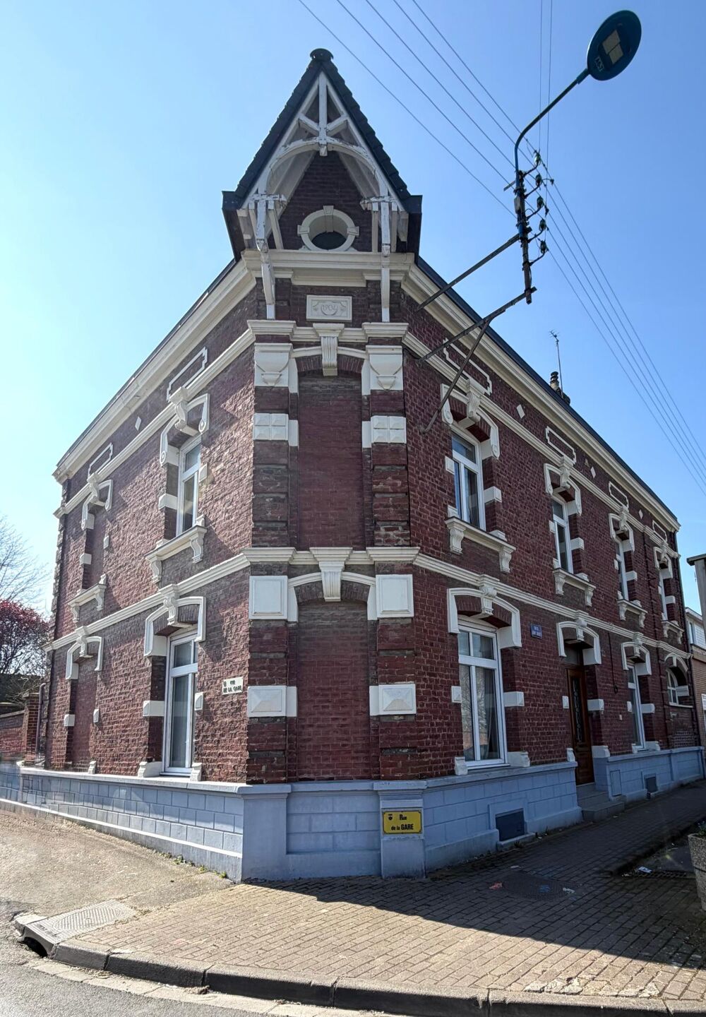 Magnifique Maison de Maitre de 1904 - Énorme POTENTIEL!